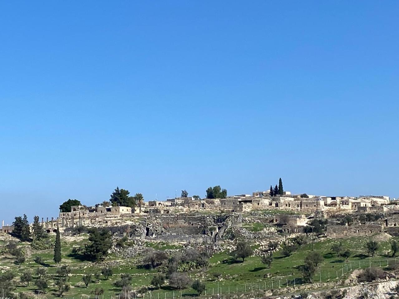 Appartement Al-Bustan House& Umm Qais à Umm Qays Extérieur photo