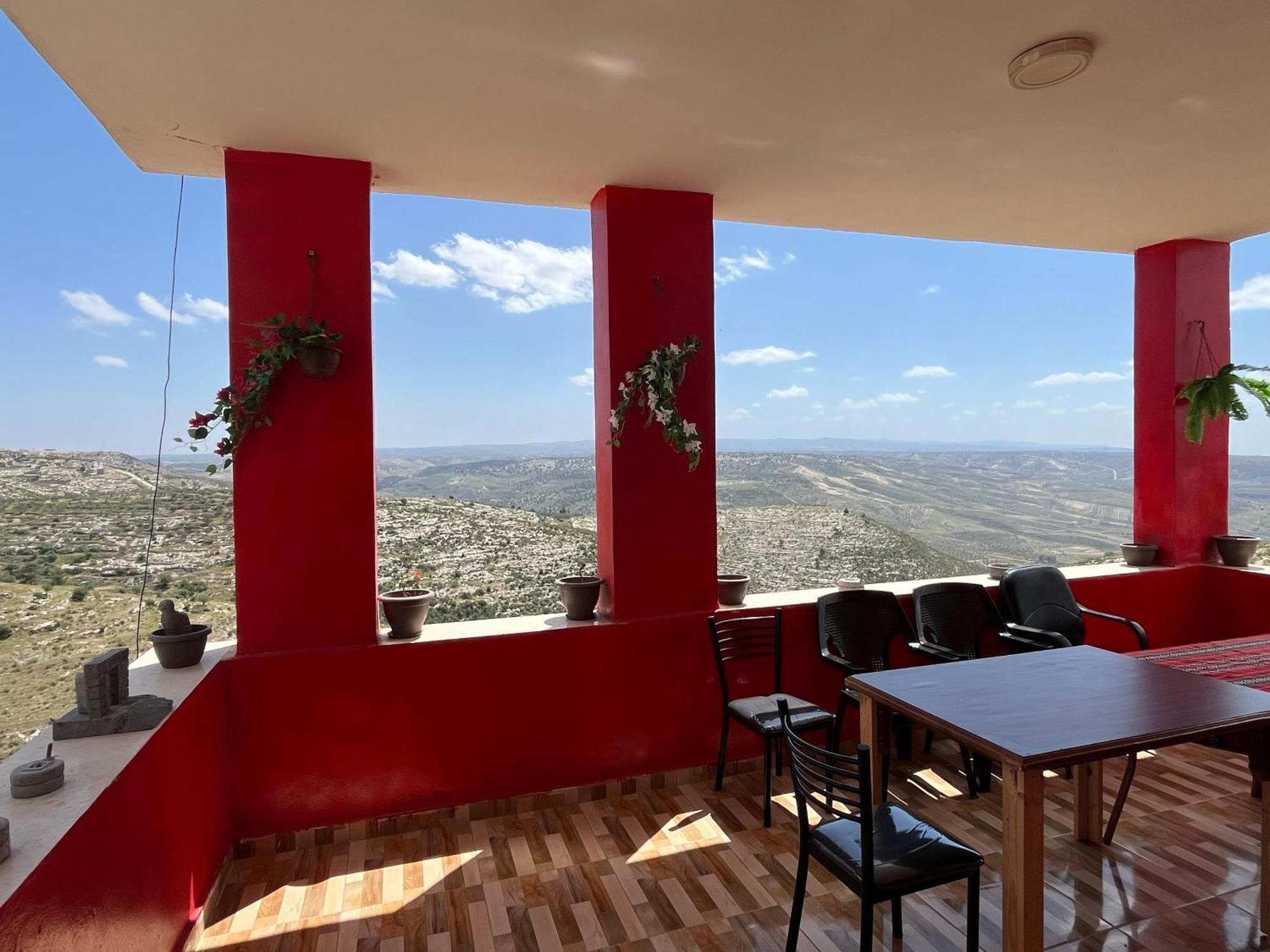 Appartement Al-Bustan House& Umm Qais à Umm Qays Extérieur photo